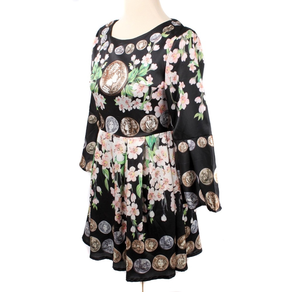 🍍Woo Woo Shop Black Floral & Coin Pattern Dress - Picture 2 of 7